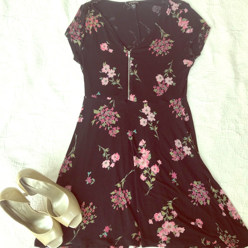 SOLD Express fit and flare knee-length floral